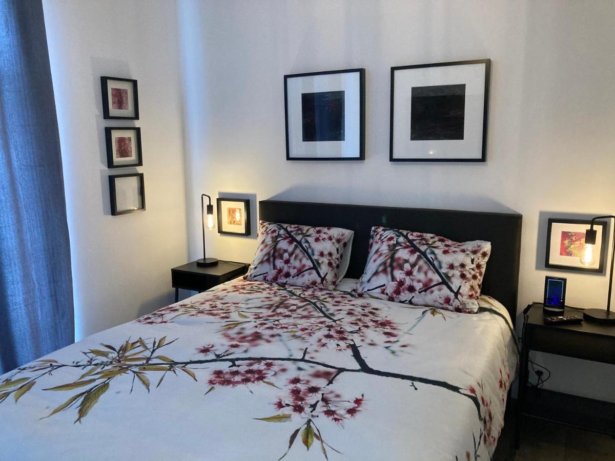 Les Duplex De La Place Des Ecoles Spa Luaran gambar